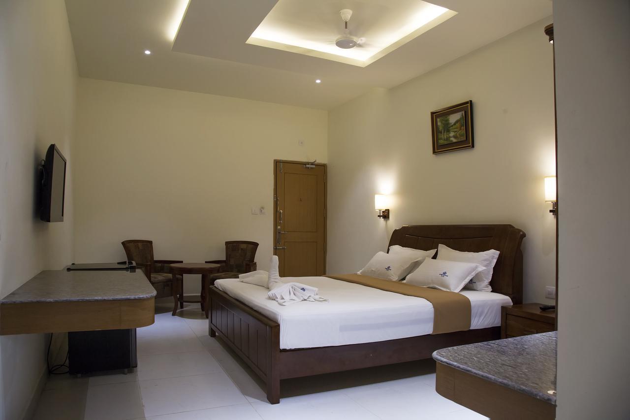 The Grand White Palace Hotel Mayiladuthurai Luaran gambar